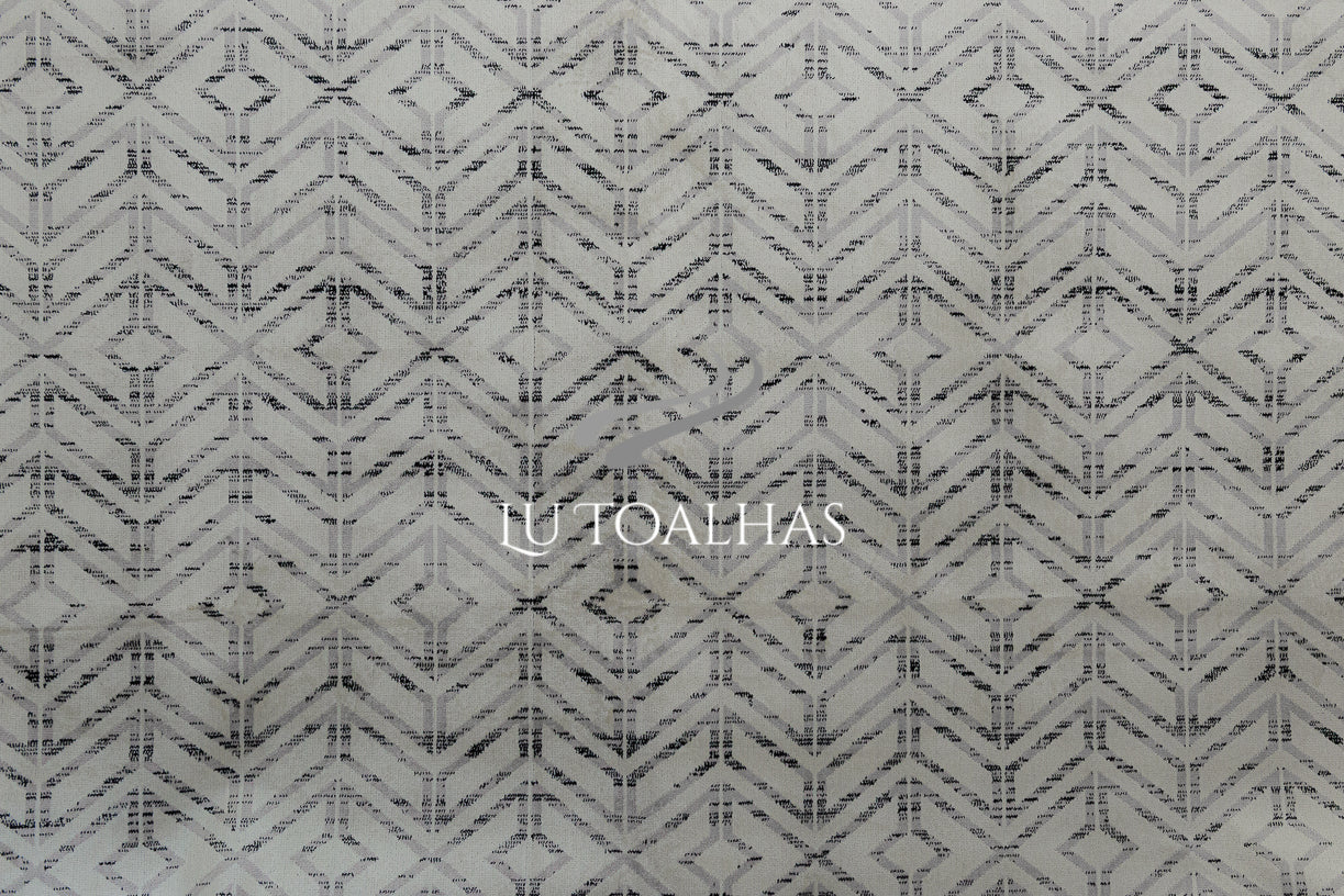 Tapete Geométrico cinza com branco