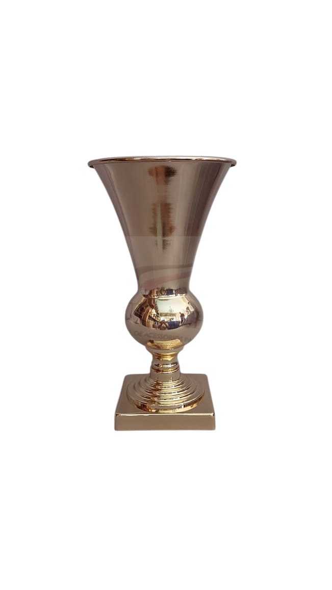 Cone dourado
