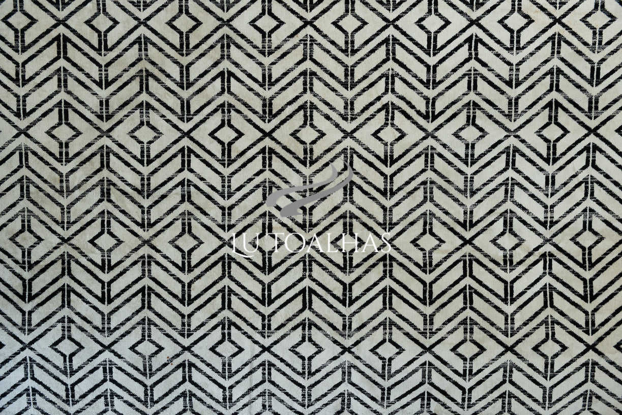 Tapete Geométrico preto com branco